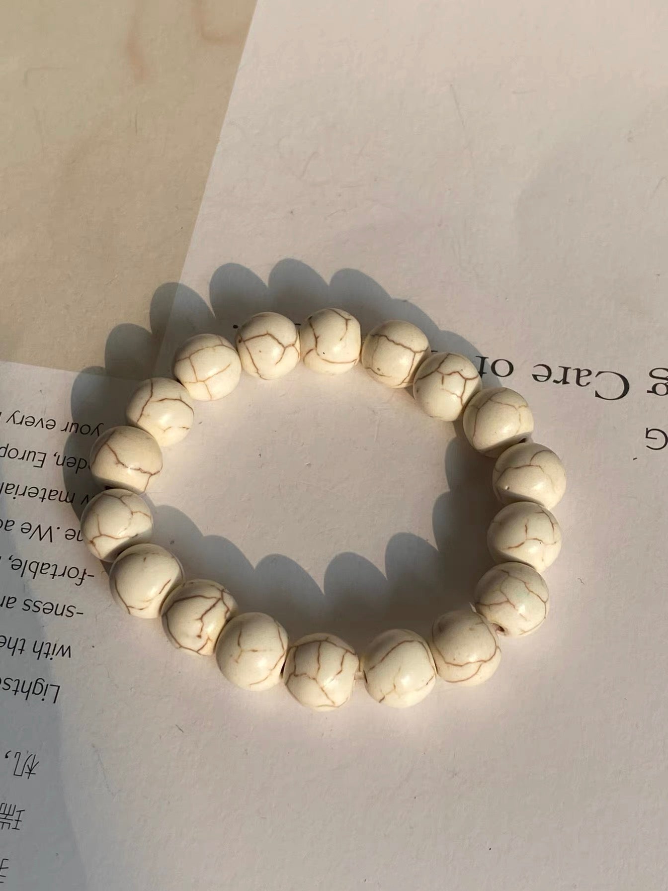 Bracelet 8 mm en “turquoise blanche” veinée | unisexe