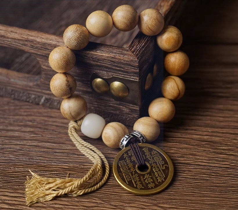 Bracelet talisman “Éclair & Montagne” | bois foudroyé | pièce porte-bonheur en laiton
